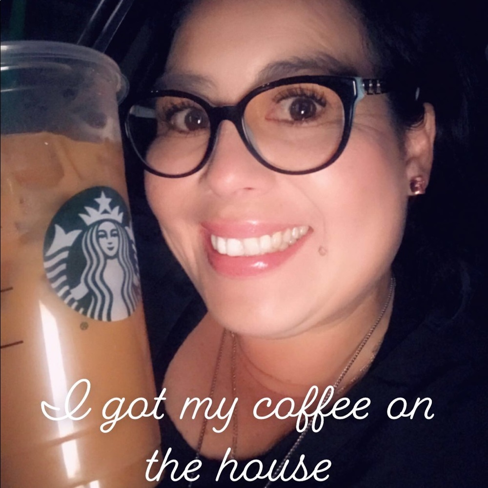 Meet your Posher, Ivette